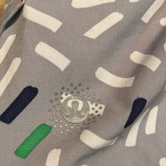 Seawheeze speed shorts size 2 EUC. Reasonable offers welcome :) - Picture 5 of 5